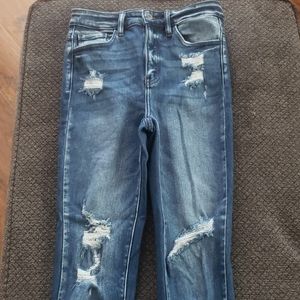 KanCan Signature Destructed Ankle Jeans